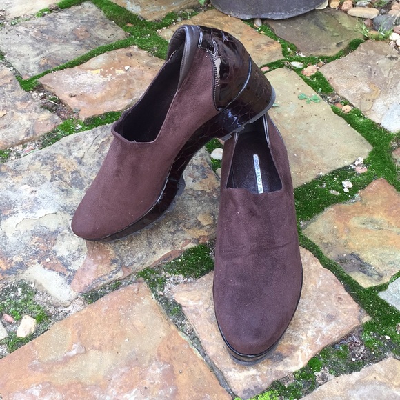 Donald J. Pliner Shoes - Donald Pliner Brown Suede platform loafer 9.5